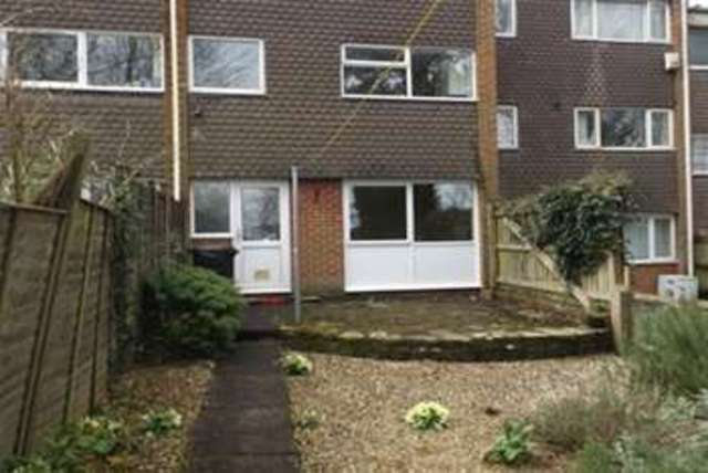  Image of 4 bedroom Property to rent in Greenhill Close Winchester SO22 at Winchester, SO22 5DZ