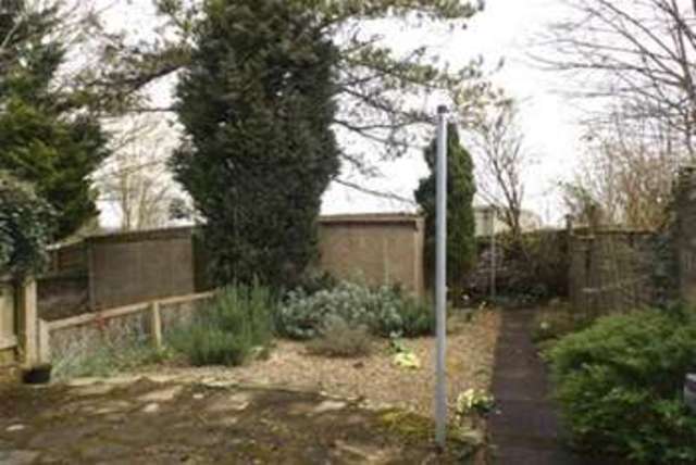  Image of 4 bedroom Property to rent in Greenhill Close Winchester SO22 at Winchester, SO22 5DZ