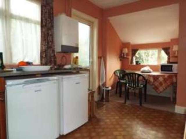  Image of 2 bedroom Bungalow for sale in Greet Road Lancing BN15 at Lancing West Sussex Sompting, BN15 9NS