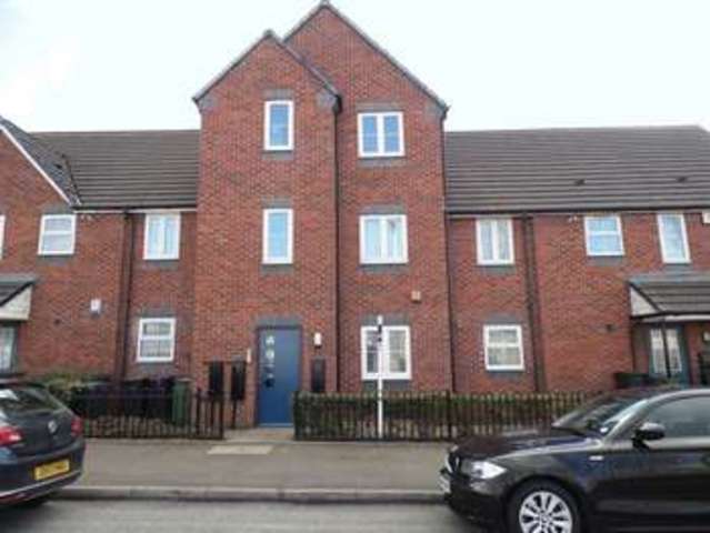  Image of 2 bedroom Flat for sale in Groveland Road Tipton DY4 at Groveland Road  Tipton, DY4 7TB