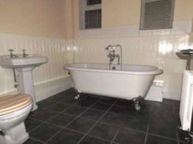  Image of 3 bedroom Detached house for sale in The Ravine Lowestoft NR32 at Gunton Lowestoft Lowestoft, NR32 1UY