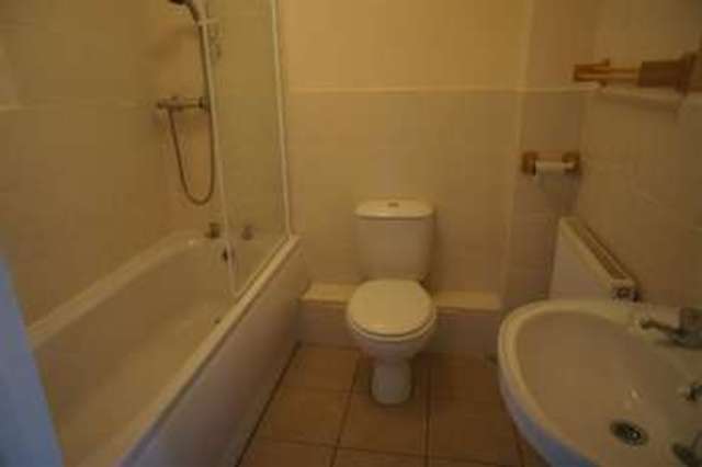  Image of 2 bedroom Property to rent in Gurneys Lane Camborne TR14 at Gurney Court Camborne Camborne, TR14 8JP