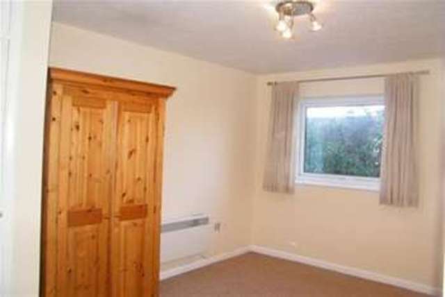  Image of 2 bedroom Flat to rent in Guys Cliffe Avenue Leamington Spa CV32 at Leamington Spa, CV32 6LZ