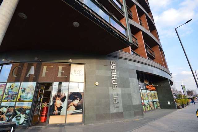  Image of 1 bedroom Apartment to rent in Hallsville Road London E16 at Hallsville Road Canning Town London, E16 1BE