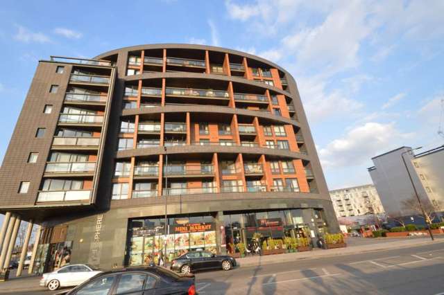  Image of 1 bedroom Apartment to rent in Hallsville Road London E16 at Hallsville Road Canning Town London, E16 1BE