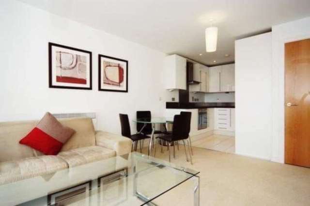  Image of 2 bedroom Apartment to rent in Hallsville Road London E16 at Hallsville Road Canning Town London, E16 1BE
