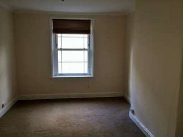  Image of 4 bedroom Terraced house for sale in Hampton Road Redland Bristol BS6 at Hampton Road Redland Bristol, BS6 6JD
