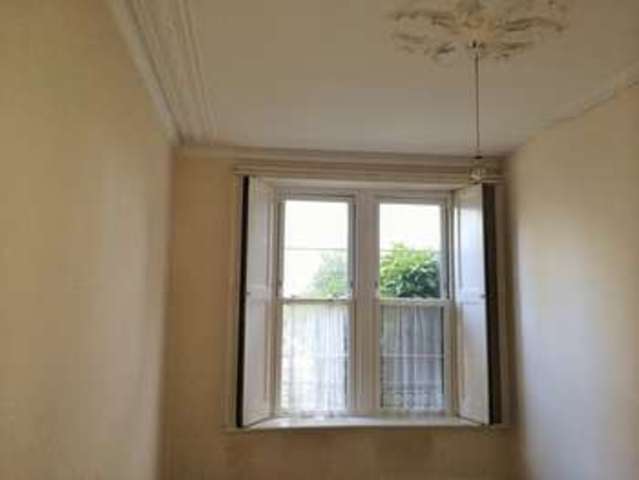  Image of 4 bedroom Terraced house for sale in Hampton Road Redland Bristol BS6 at Hampton Road Redland Bristol, BS6 6JD