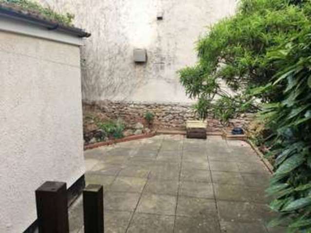  Image of 4 bedroom Terraced house for sale in Hampton Road Redland Bristol BS6 at Hampton Road Redland Bristol, BS6 6JD
