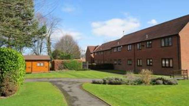  Image of 2 bedroom Retirement Property for sale in Hanover Court Tettenhall Wolverhampton WV6 at Hanover Court Tettenhall Wolverhampton, WV6 8QL