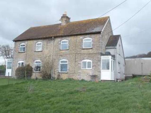  Image of 3 bedroom Property to rent in Hardington Hardington Frome BA11 at Hardington Frome, BA11 2RF