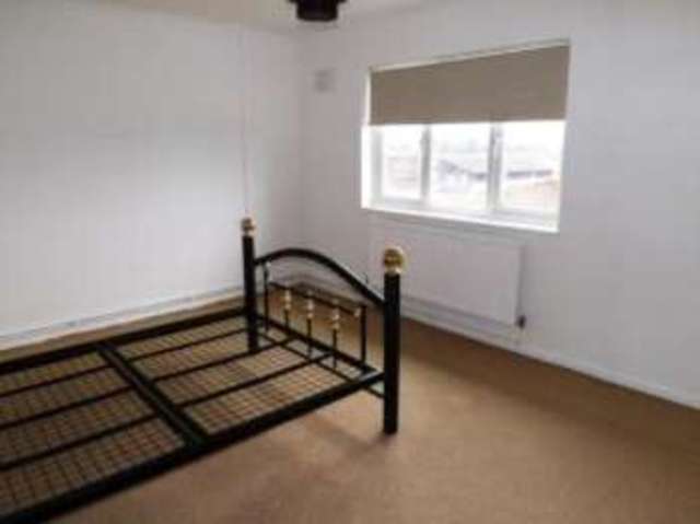  Image of 2 bedroom Flat for sale in Bell Avenue Romford RM3 at Romford  Harold Hill, RM3 7DH
