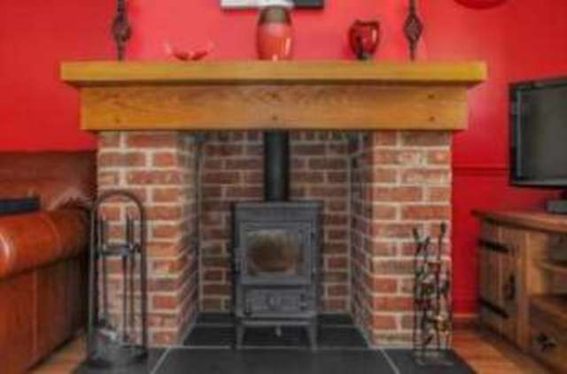  Image of 4 bedroom Detached house for sale in Star Hill Hartley Wintney Hook RG27 at Hartley Wintney Hook Hartfordbridge, RG27 8AQ