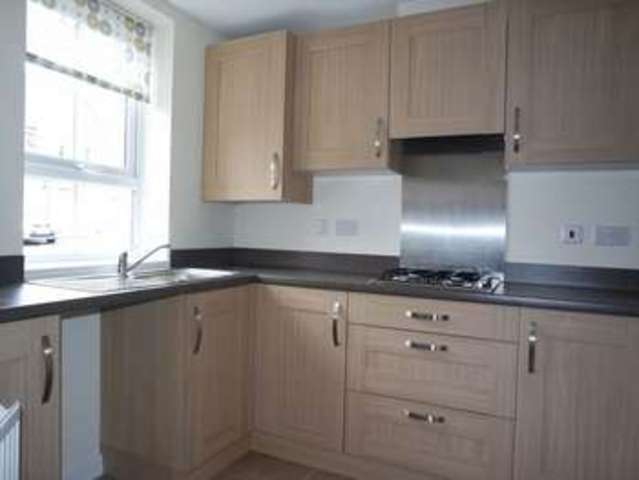  Image of 3 bedroom Semi-Detached house to rent in Havilland Place Stoke-on-Trent ST3 at Havilland Place, Pipers View Meir Stoke-On-Trent, ST3 6FF