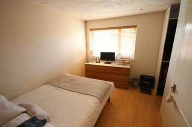  Image of 2 bedroom Detached house for sale in Hawkfields Luton LU2 at Hawkfields  Luton, LU2 7NW