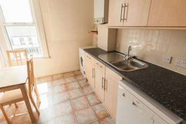  Image of 1 bedroom Flat for sale in Heath Road Twickenham TW1 at Heath Road  Twickenham, TW1 4BN