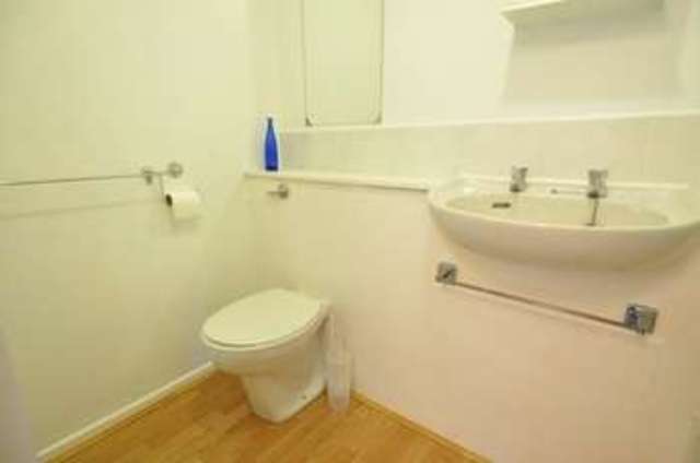  Image of 1 bedroom Studio flat for sale in Henley Drive Droitwich WR9 at Henley Drive  Droitwich, WR9 7RX