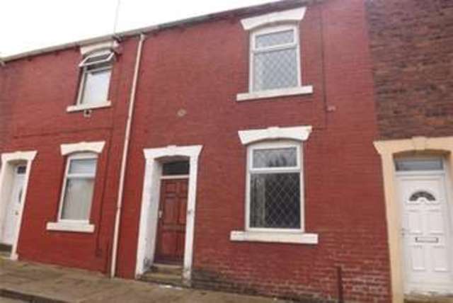  Image of 2 bedroom Terraced house to rent in Henry Street Colne BB8 at Colne, BB8 8AS