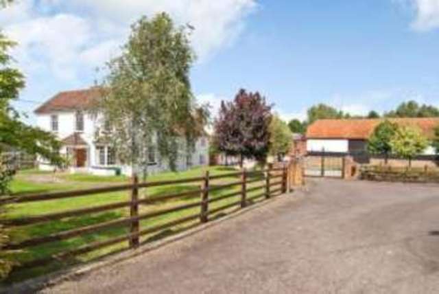  Image of 5 bedroom Detached house for sale in High Ongar High Ongar Ongar CM5 at Ongar Essex High Ongar, CM5 9RS