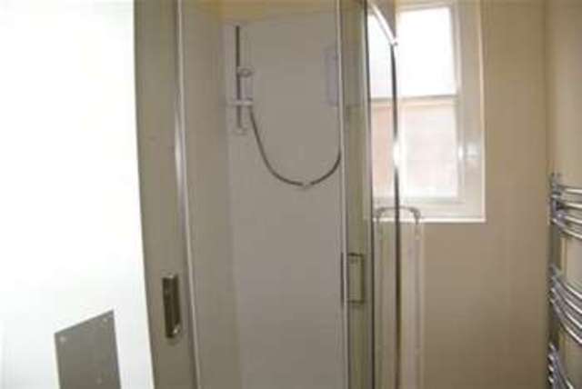  Image of 3 bedroom Flat to rent in High Street Hunstanton PE36 at Hunstanton, PE36 5AF
