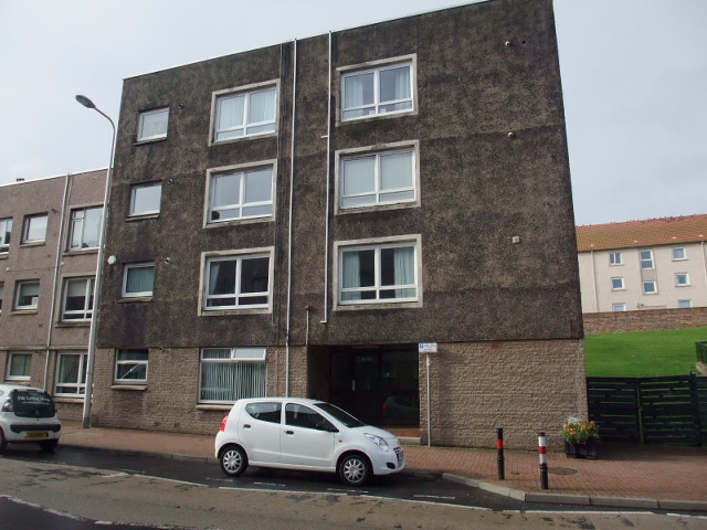  Image of 2 bedroom Flat to rent in High Street Kinghorn Burntisland KY3 at Kinghorn Fife Fife, KY3 9UE