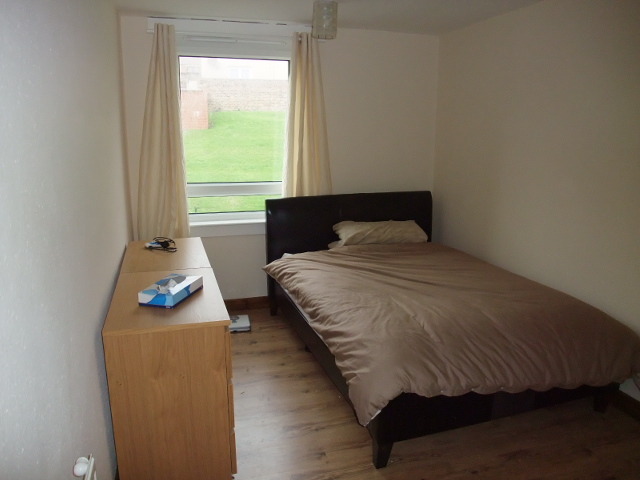  Image of 2 bedroom Flat to rent in High Street Kinghorn Burntisland KY3 at Kinghorn Fife Fife, KY3 9UE
