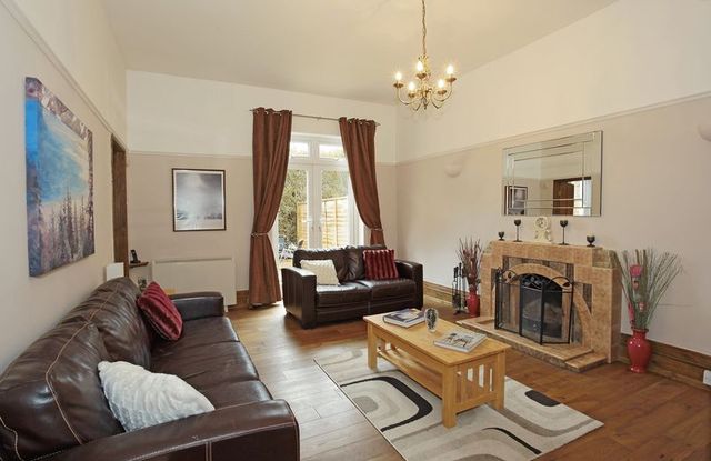  Image of 2 bedroom Flat for sale in High Street Nutley Uckfield TN22 at High Street Nutley Uckfield, TN22 3LP