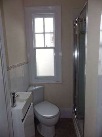  Image of 1 bedroom Flat to rent in High Street St. Neots PE19 at High Street  St. Neots, PE19 1JA