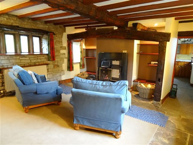  Image of 4 bedroom Barn Conversion to rent in Sutton Macclesfield SK11 at Higher Sutton  Macclesfield, SK11 0NJ