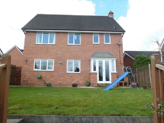 Image of 5 bedroom Detached house for sale in Hillside Tarleton Preston PR4 at Hillside Tarleton Preston, PR4 6DW