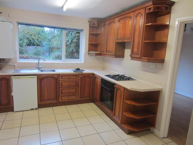  Image of 4 bedroom Detached house to rent in Hitches Lane Edgbaston Birmingham B15 at Birmingham, B15 2LS