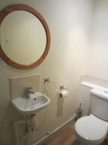  Image of 4 bedroom Detached house to rent in Hitches Lane Edgbaston Birmingham B15 at Birmingham, B15 2LS