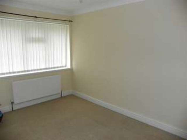  Image of 2 bedroom Property for sale in Hollett Road Treboeth Swansea SA5 at Hollett Road Treboeth Treboeth, SA5 9EZ