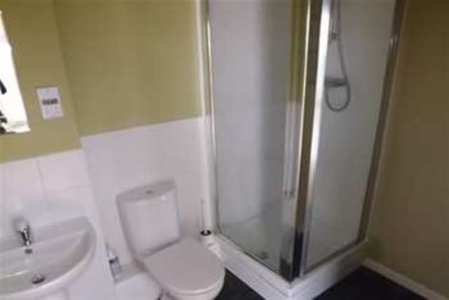  Image of 3 bedroom Penthouse to rent in Bolton Road Blackburn BB2 at Blackburn, BB2 4GY