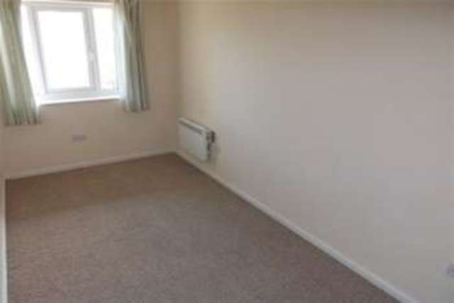  Image of 3 bedroom Penthouse to rent in Bolton Road Blackburn BB2 at Blackburn, BB2 4GY
