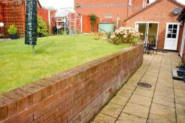  Image of 3 bedroom Detached house for sale in Hollowbrook Drive Connah