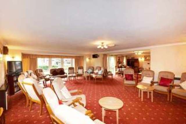  Image of 1 bedroom Retirement Property for sale in Upper Holland Road Sutton Coldfield B72 at 82 Upper Holland Road  Sutton Coldfield, B72 1RD