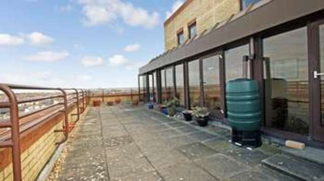  Image of 1 bedroom Retirement Property for sale in Clarence Parade Southsea PO5 at Clarence Parade  Southsea, PO5 3NN