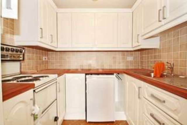  Image of 1 bedroom Retirement Property for sale in Mersham Gardens Southampton SO18 at Mersham Gardens Bitterne Southampton, SO18 6TX