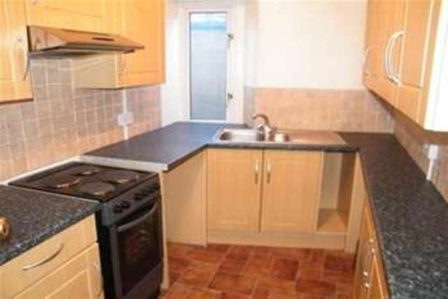 Image of 2 bedroom Flat to rent in Silver Street Honiton EX14 at Honiton, EX14 1QJ