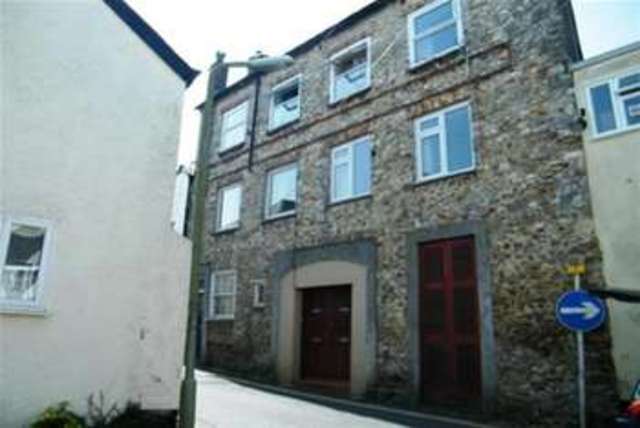  Image of 2 bedroom Flat to rent in Silver Street Honiton EX14 at Honiton, EX14 1QJ