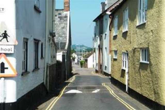  Image of 2 bedroom Flat to rent in Silver Street Honiton EX14 at Honiton, EX14 1QJ