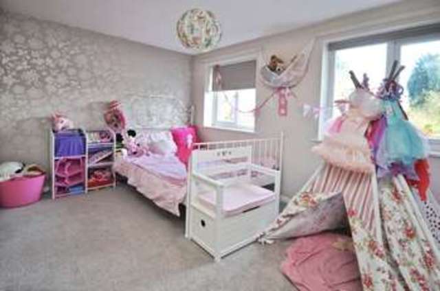  Image of 4 bedroom Semi-Detached house for sale in Horton-Cum-Studley Oxford OX33 at Horton-Cum-Studley Oxford Oxfordshire, OX33 1BB