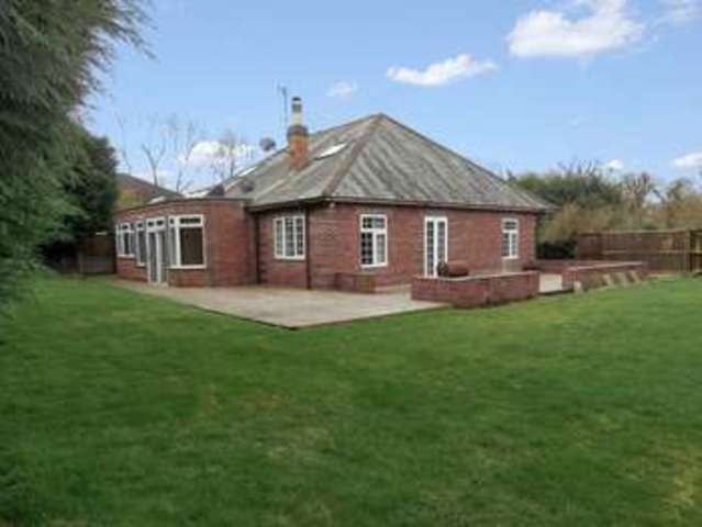  Image of 5 bedroom Detached house to rent in Houndsfield Lane Shirley Solihull B90 at Houndsfield Lane Shirley Solihull, B90 1PS