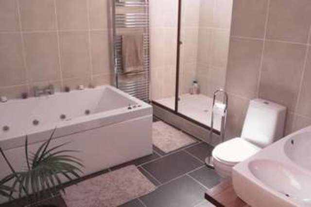  Image of 5 bedroom Detached house to rent in Houndsfield Lane Shirley Solihull B90 at Houndsfield Lane Shirley Solihull, B90 1PS