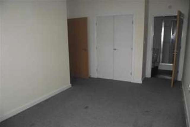  Image of 2 bedroom Flat to rent in Houston Gardens Great Sankey Warrington WA5 at Warrington, WA5 8DN