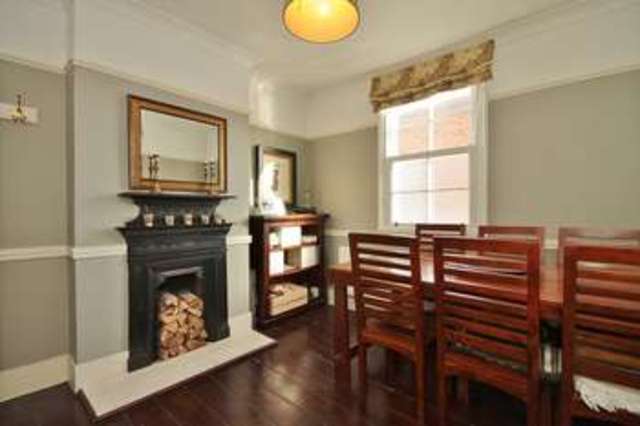  Image of 2 bedroom Terraced house for sale in Humphris Street Warwick CV34 at Warwick Warwickshire, CV34 5RA