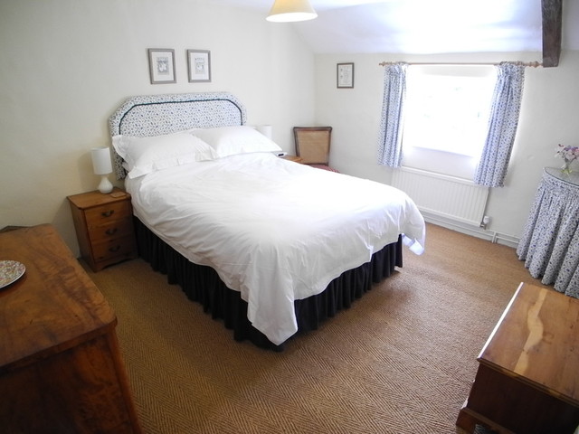  Image of 2 bedroom Cottage to rent in Hunstead Lane Brooke Norwich NR15 at Hunstead Lane Brooke Norwich, NR15 1JP