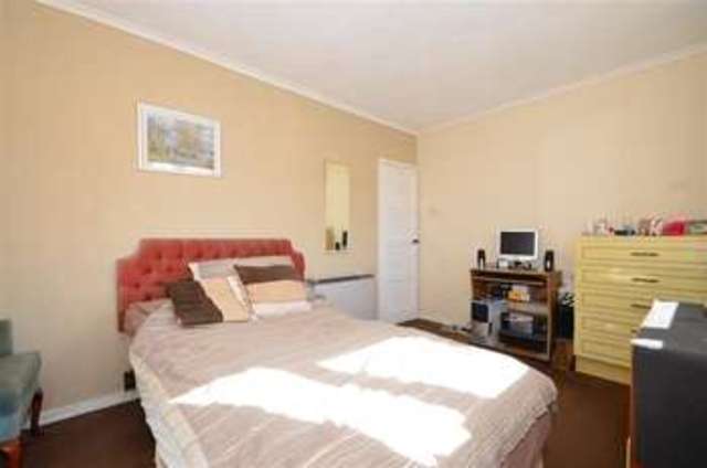  Image of 3 bedroom Semi-Detached house for sale in East Street Amberley Arundel BN18 at Amberley West Sussex Amberley, BN18 9NP