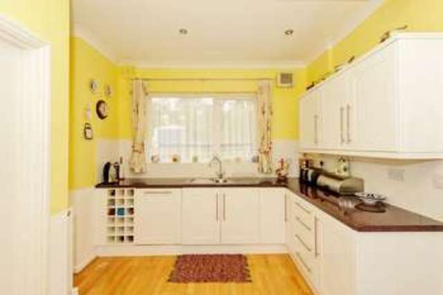  Image of 4 bedroom Detached house for sale in Cliff Road Hythe CT21 at Cliff Road  Hythe, CT21 5XW